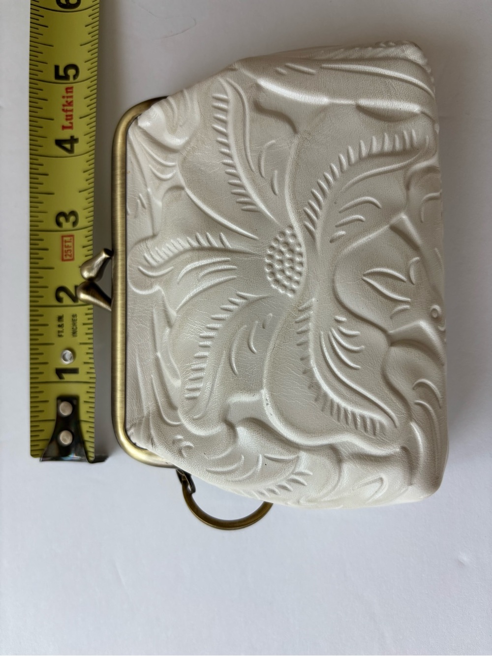 Patricia Nash leather latte Embossed Floral Kiss-Lock coin purse - Picture 5 of 6